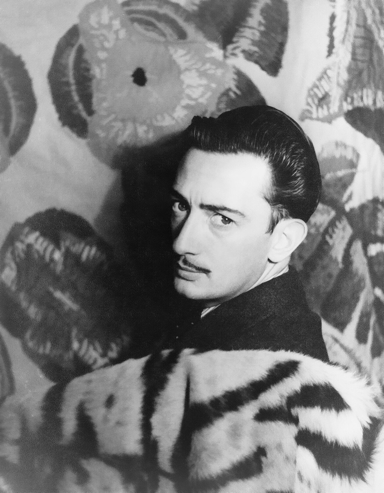 Avida Dollars — Salvador Dalí, mid-20th century